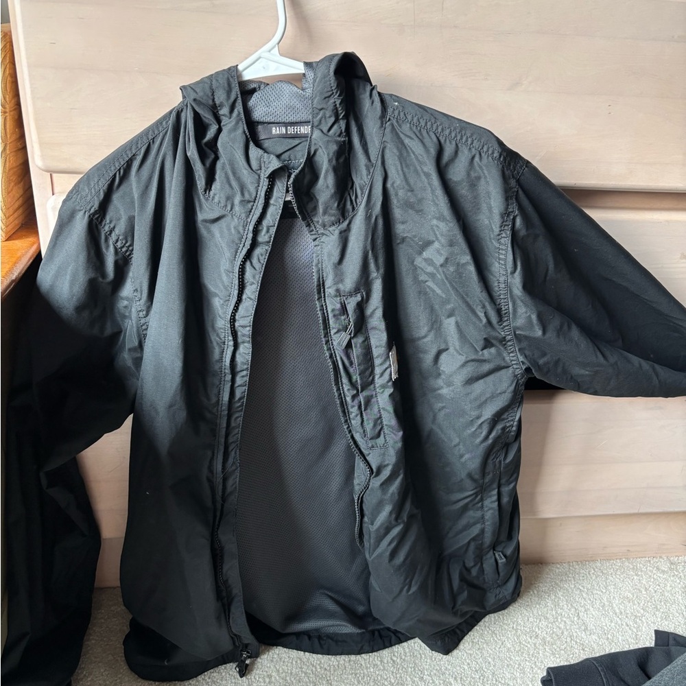 Carhartt Black Raincoat Lightweight Nylon